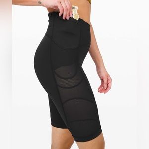 Lululemon Sheer Will High-Rise Short 10" *Pulse Size 8 Black